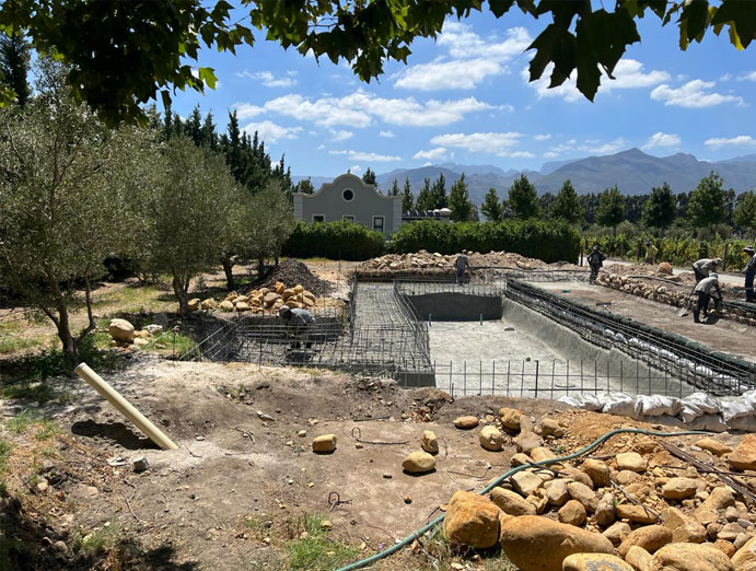 Pleasure Pools Gunite | Luxury Concrete Swimming Pools