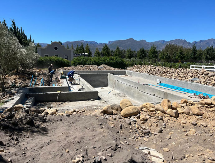 Pleasure Pools Gunite | Luxury Concrete Swimming Pools
