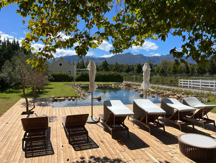 Pleasure Pools Gunite | Luxury Concrete Swimming Pools